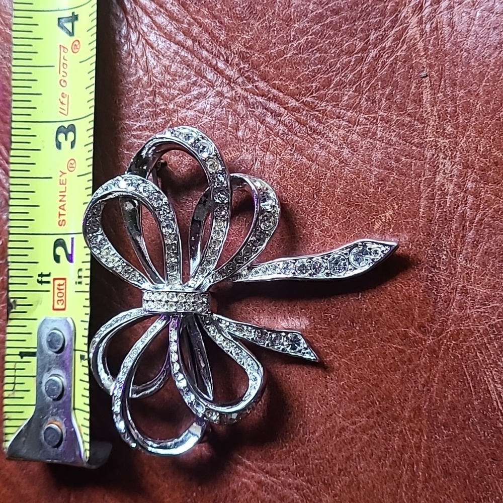 Kenneth Jay Lane For Avon Brooch - image 5